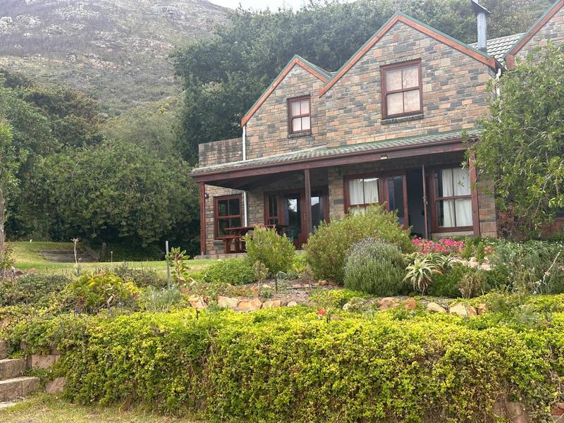 To Let 3 Bedroom Property for Rent in Noordhaven Western Cape